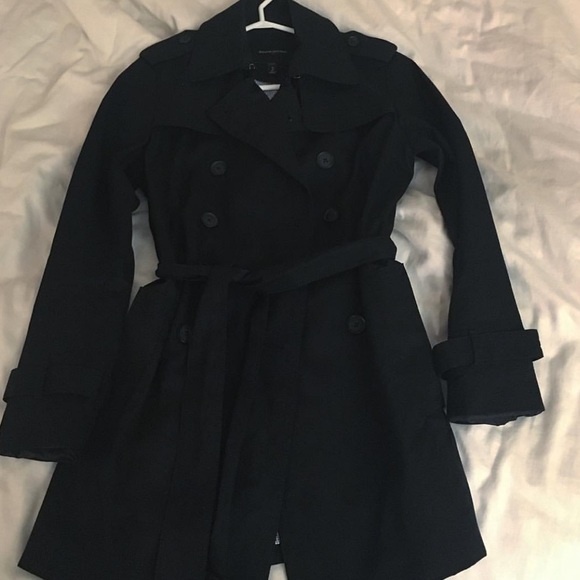 Banana Republic Trench Coat - Picture 1 of 3